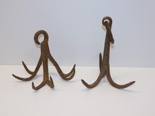 - 2 CROCHETS de PUIT GRAPPIN