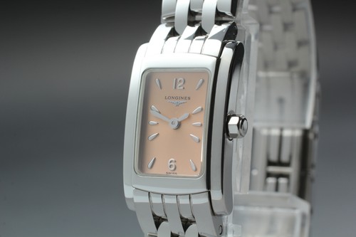 Presque comme neuve montre - neuve],