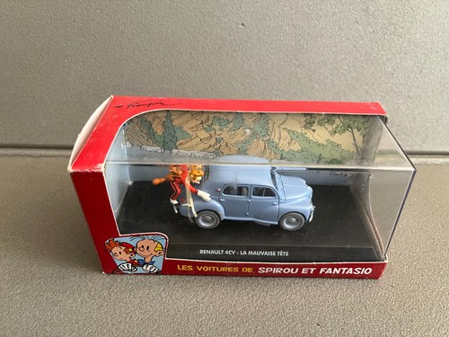 Voiture miniature renault 4cv - miniature,