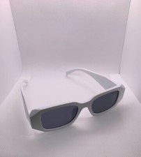 Lunettes de soleil Prada