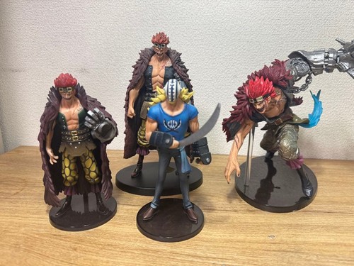 Figurine one piece - figurine,