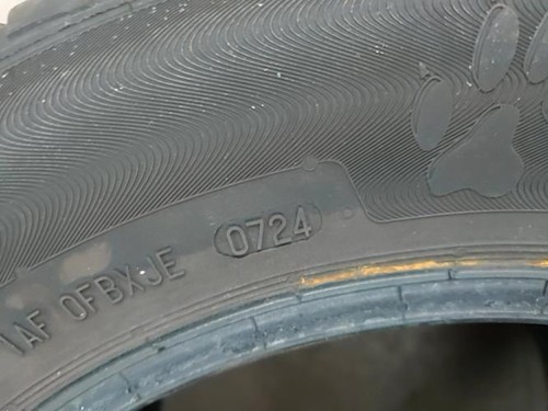 Pneu 165 r14 - 81, t