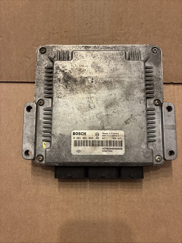 Calculateur moteur renault - calculateur,