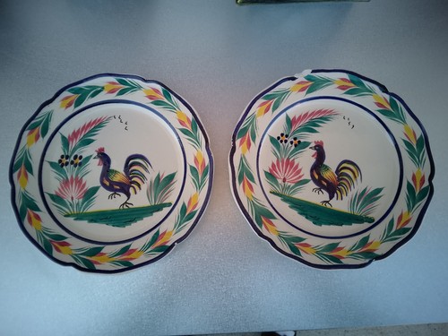 Deux anciennes assiettes