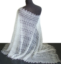 Etole blanche ajourée/ Etole blanche Mariage Hiver/ étole tricotée a la main