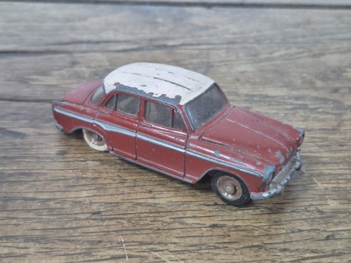 Voiture miniature simca aronde - voiture,