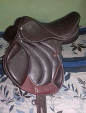 Selle de cheval en cuir marron