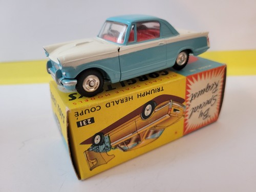 Corgi 231 triumph - corgi,