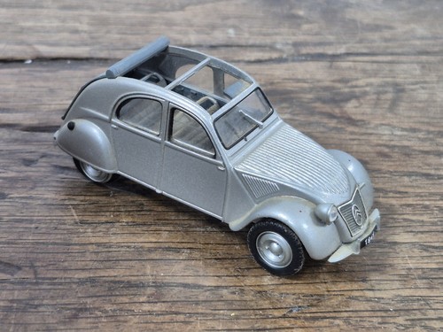 Voiture miniature citroën 2cv - voiture,