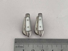 ANCIENNE PAIRE DE BOUTONS DE