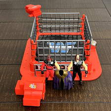 JAKKS Pacific 1998 WWE/WWF Attitude Era Ring Cage Catapult 2 Figures Cloak #W17