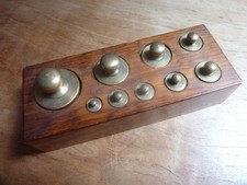 -ANCIENNE BOITE de POIDS pour