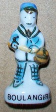 N°4 FRENCH FEVES PORCELAIN FIGURINE EPIPHANY CAKE
