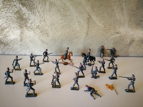 Lot anciens soldats - d'anciens,