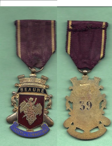 Insigne société de - de,