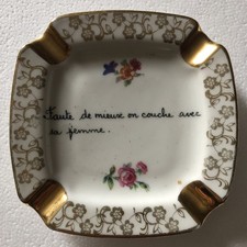 Cendrier ancien en faïence à