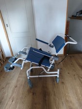 Chaise De Douche Percée (À