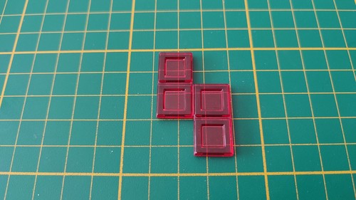 Polyominos rouge tétromino - , z