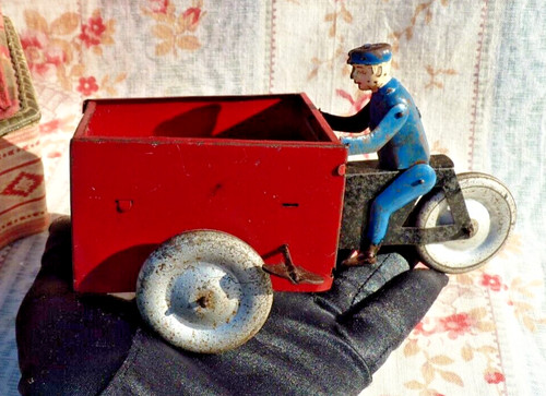 Jouet ancien triporteur - jouet,
