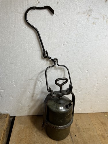 Vieux outil de mine - 9,