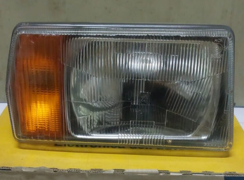 Phare projecteur droit lancia - phare,