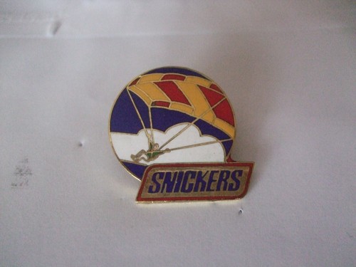 Pins snickers parapente - snickers,