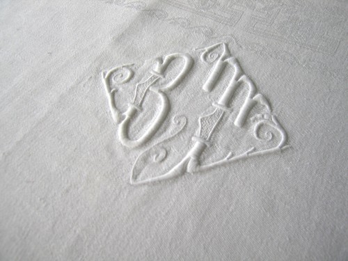Belle nappe ancienne
