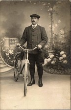 THEMES - SPORT - photo card, man and his bike