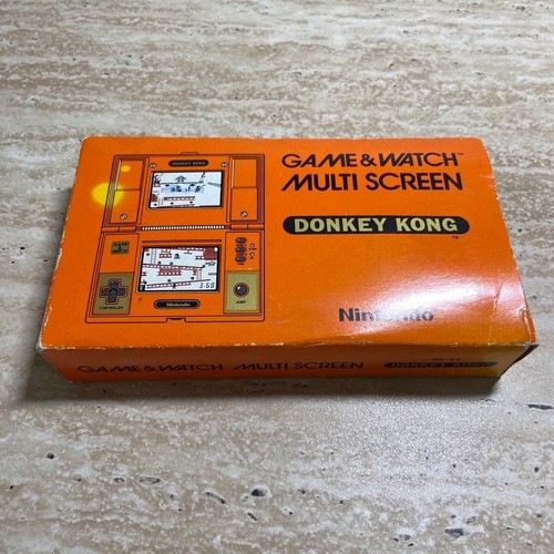Nintendo game watch - &,