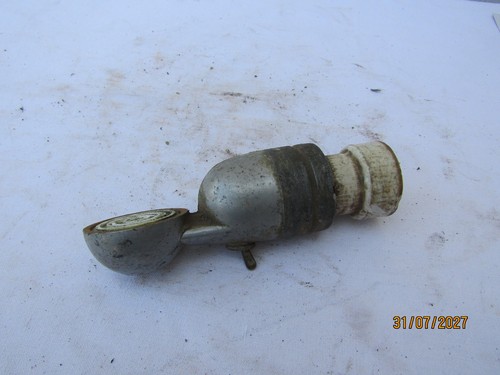 Ancienne douille pour - 1..,