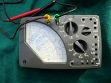 MULTIMETRE ANALOGIQUE PEKLY 89