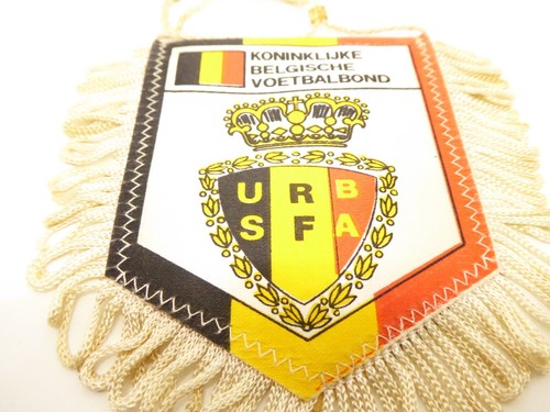 Fanion pennant logo - /,