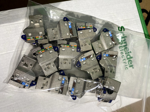 Schneider resi9 one dpm - resi9, s-one
