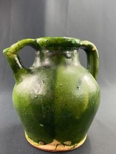 Cruche en grès émaillé vert