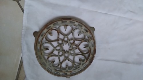 Ancien dessous plat - dessous,