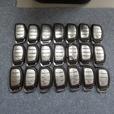 21 Piece Bulk Lot Hyundai Keyless Entry Remote Smart Key Fobs