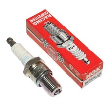 Bougie ngk R6252E-105 (2396) adaptable pour moto Kawasaki cross KX de 80à 125cc