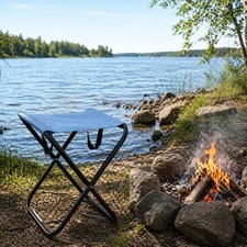 Tabouret pliant repose-pieds