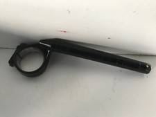 UN DEMI GUIDON DROIT MOTO