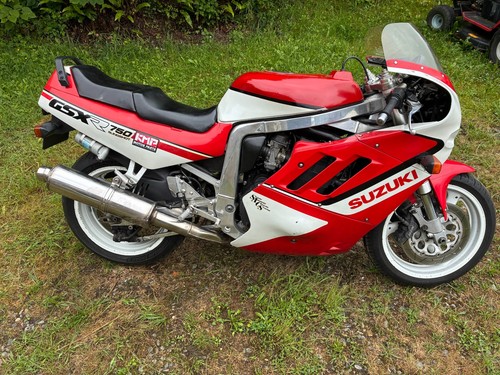 Carénage complet gsxr 750 - complet,
