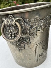 Moet Rare Lot De 2 anciens seaux à Champagne MOET &CHANDON Laiton Bar Ice Bucket