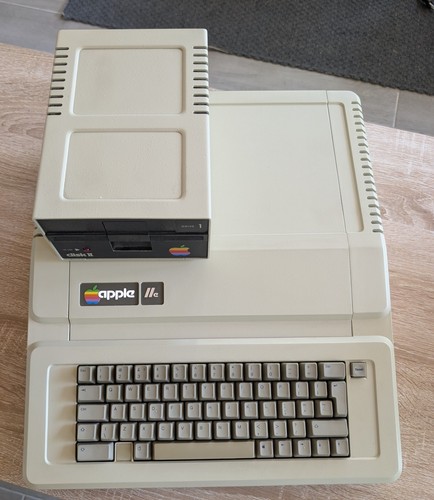 Apple iie early low serial - iie,