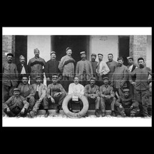 Photo B.004041 RESCAPÉS DU