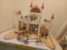 Playmobil château 4250 + diligence mobilier princesse prince roi fées palais