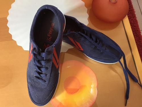 Baskets feiyue très - en, bon