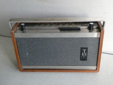 Poste radio à transistors