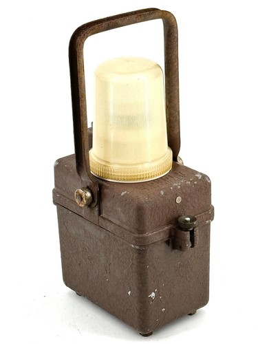 Lampe portative ancienne - , en