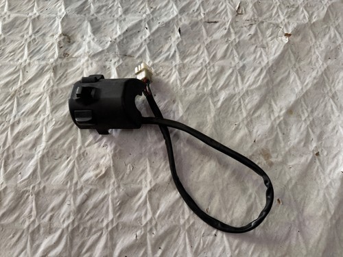 Commodo gauche aprilia 125 - -,