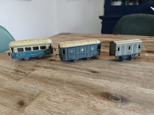Lot jouet ancien - 3, wagons