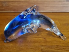 Dauphin en verre bleu style